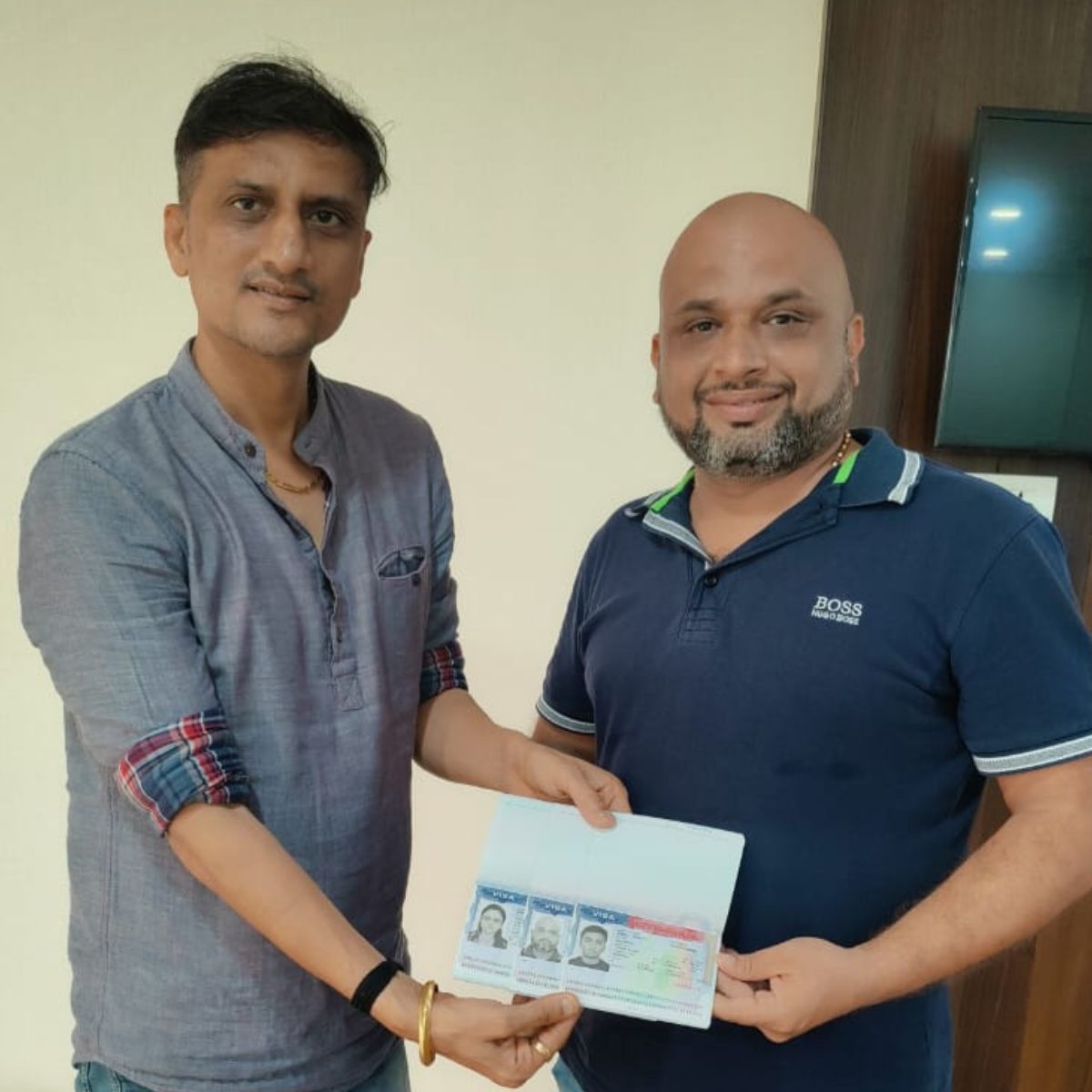 CANADA Visitor Visa - Mr.Firozbhai Basirbhai Patel - CANADA Visa Consultant in Surat