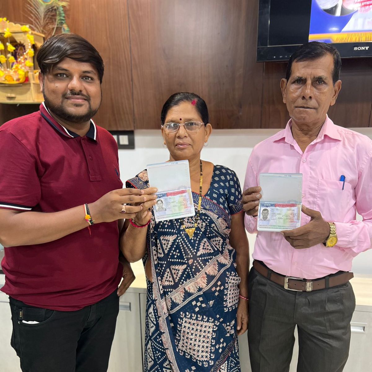 USA Visitor Visa - Mr. Ashokbhai Singhala & Family - USA Consultant in Surat